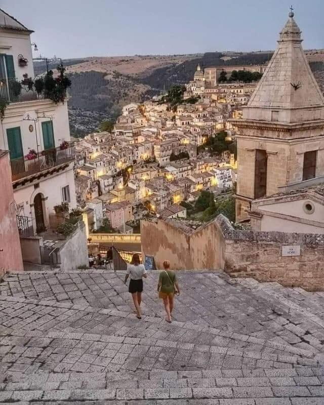 Ferienwohnung Casa Dell'Aquila Barocca Ragusa Exterior foto